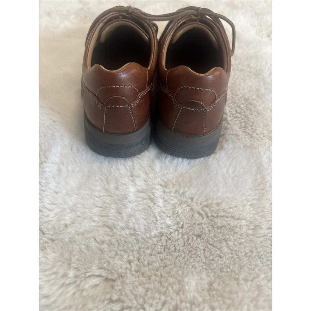Clarks Mens Un‎ Abode Ease Oxfords Shoes Solid Brown Leather Lace Up 10